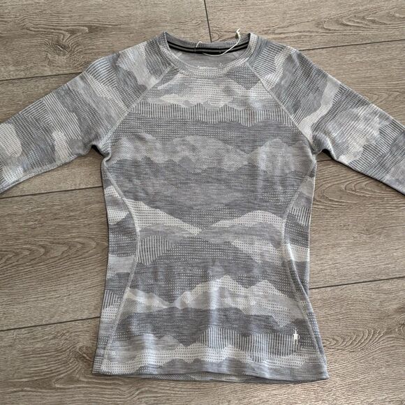 Smartwool Merino 250 Base Layer Top Shirt Women Small Grey Mountain Scape NWT - Picture 1 of 5